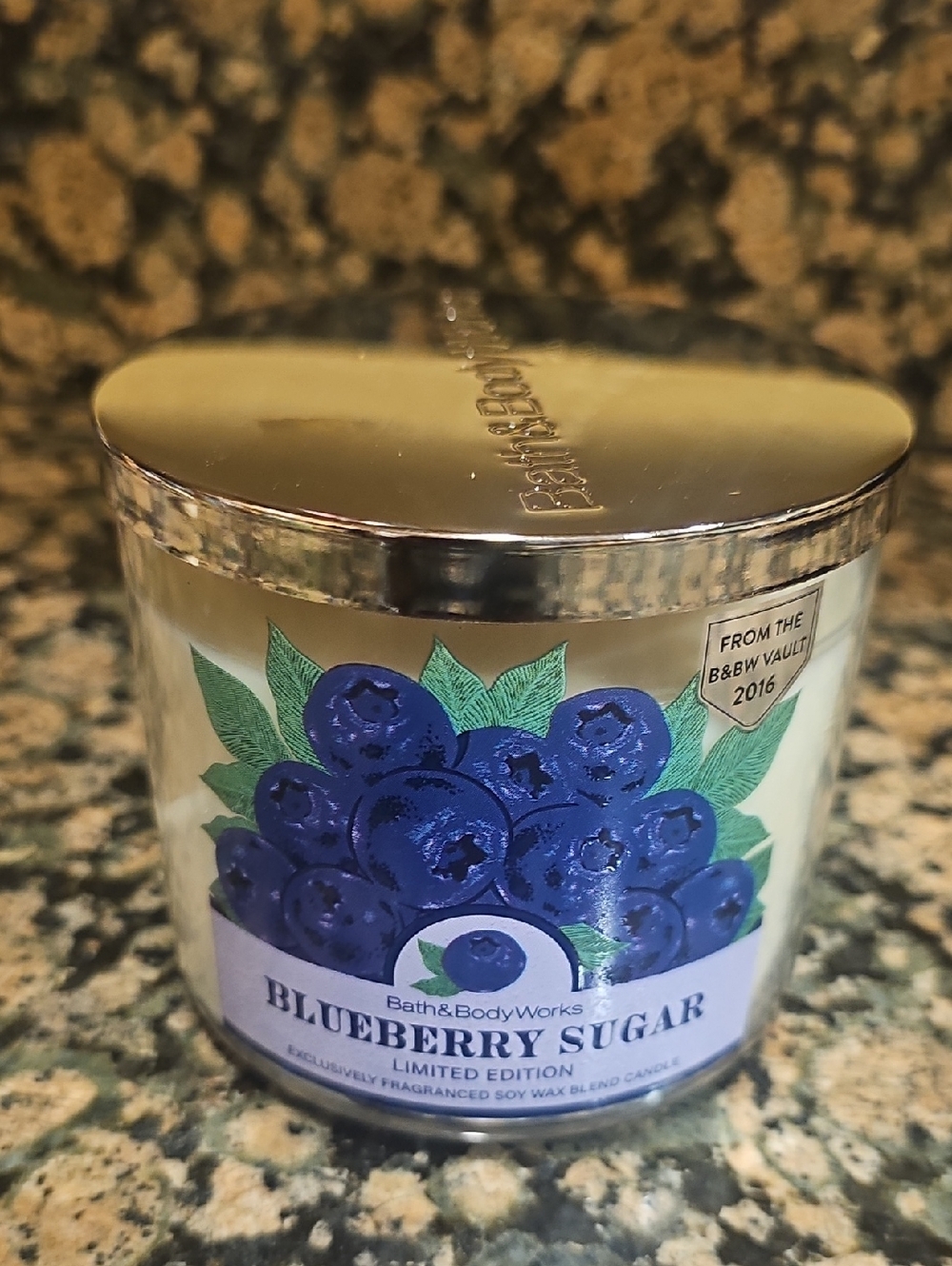 Bath & Body Works Blueberry Sugar 3 Wick Candle - Limited Edition